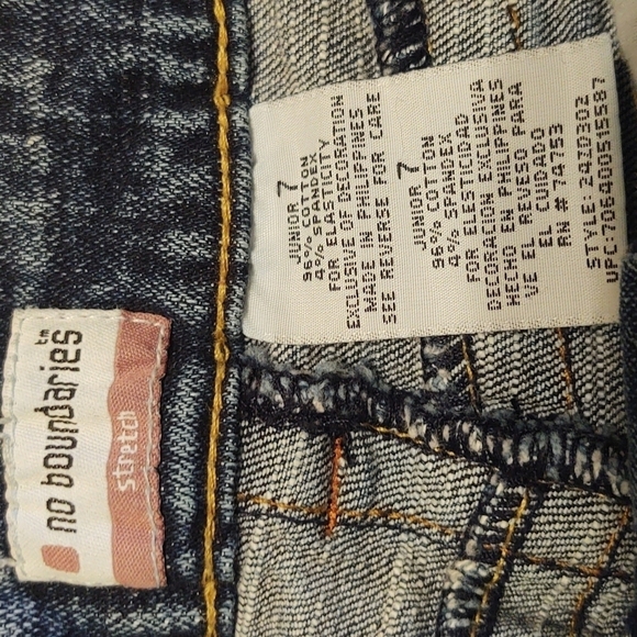 No Boundaries Junior's Stretch Denim Mini Skirt - Picture 6 of 8